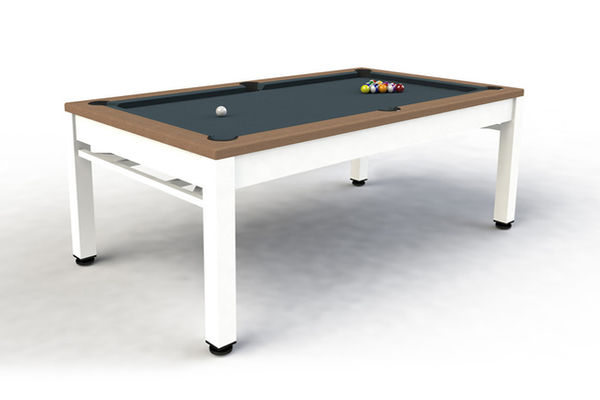 Riley outdoor table